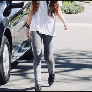 Women’s Miley Cyrus Jeans Size 3